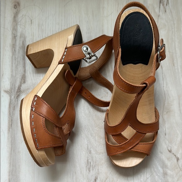 NWOT Swedish Hasbeens Sandals - Picture 1 of 11
